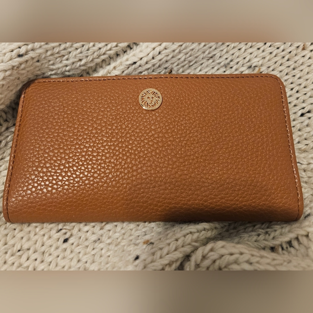 Anne Klein slim wallet